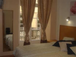 ליסבון Downtown Guest House מראה חיצוני תמונה